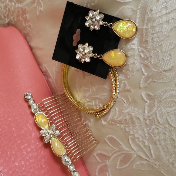 NWT, Perfume, Flor Alegria, Tote & Jewelry Set. - Picture 5 of 5